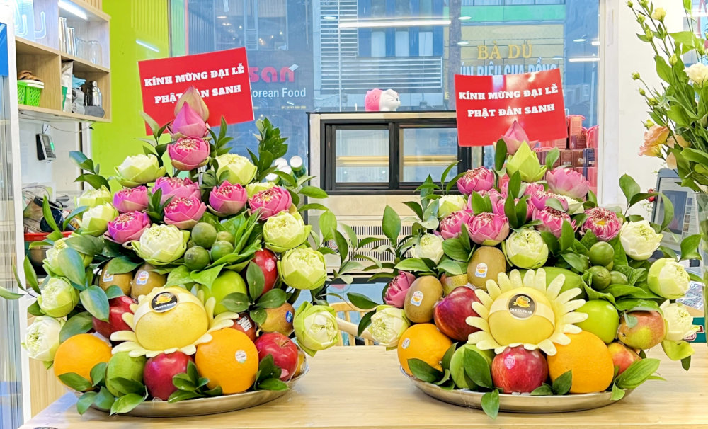 Suggested Offering Tray for Worshiping the Buddha